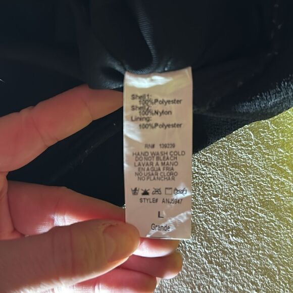 ANGL Black Bralette/Crop Top Women's Size Large - Picture 7 of 7